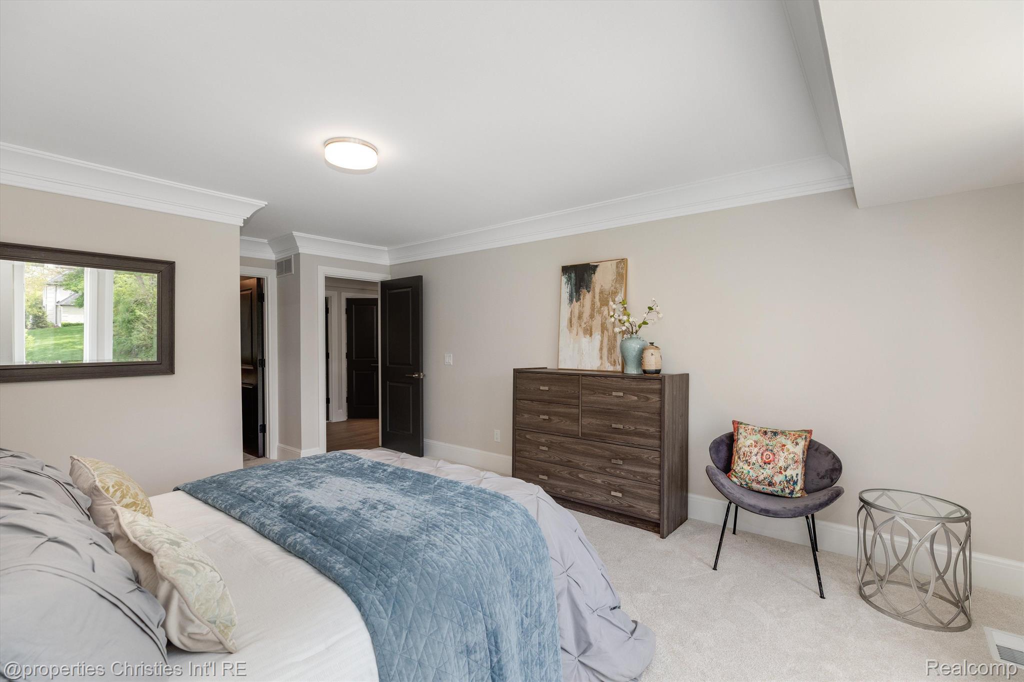 245 Chestnut Circle