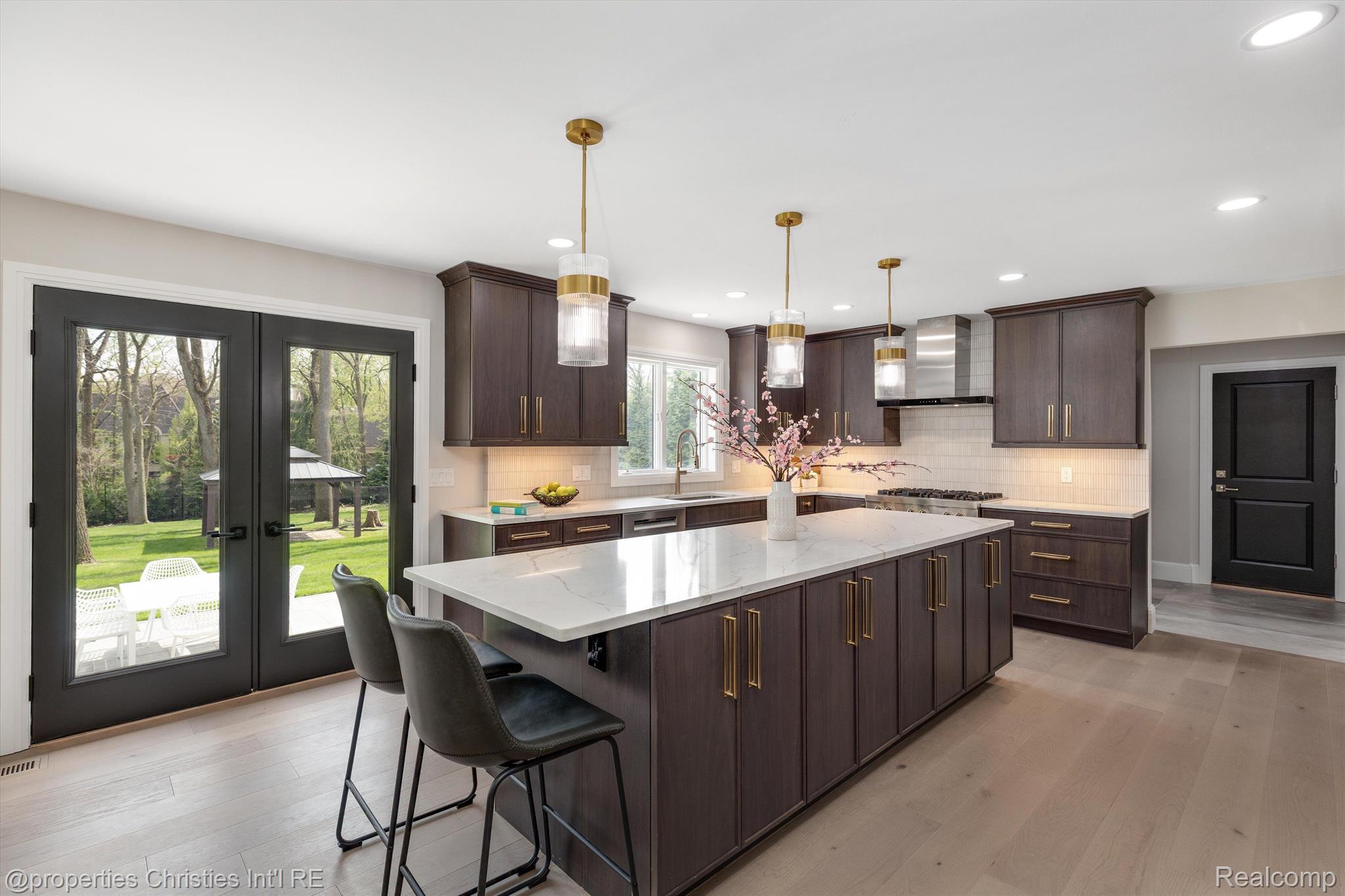 245 Chestnut Circle