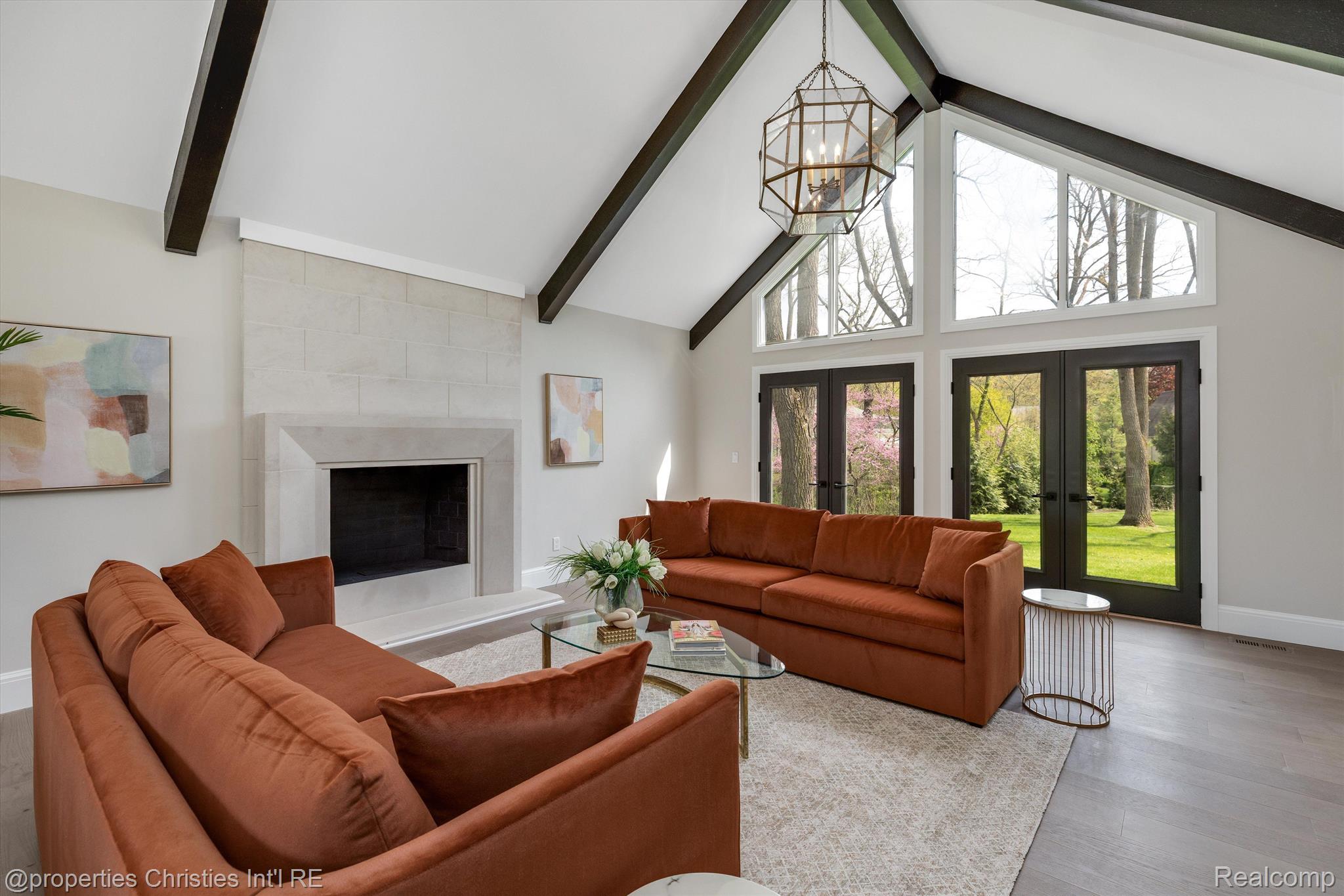 245 Chestnut Circle