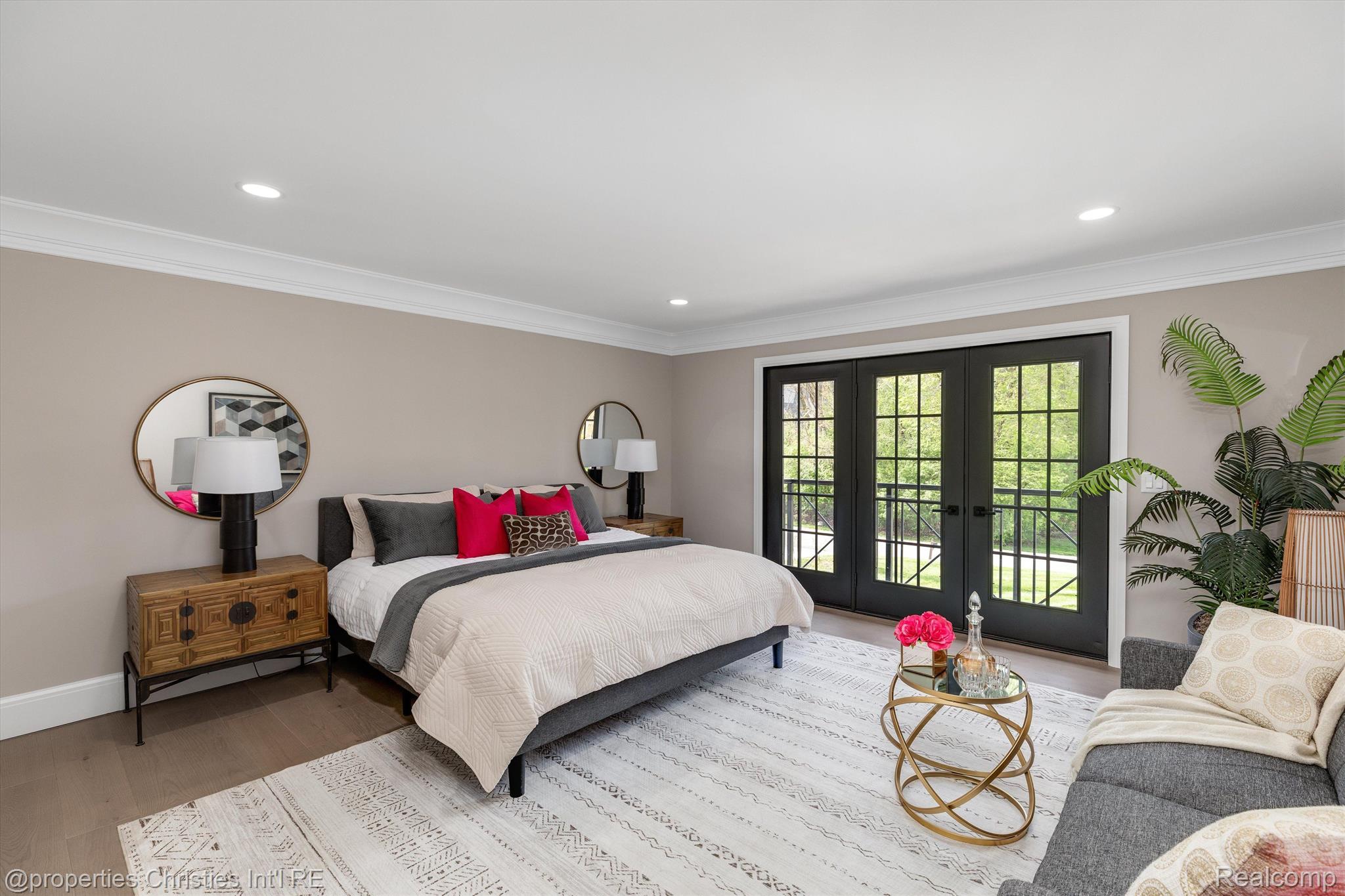 245 Chestnut Circle
