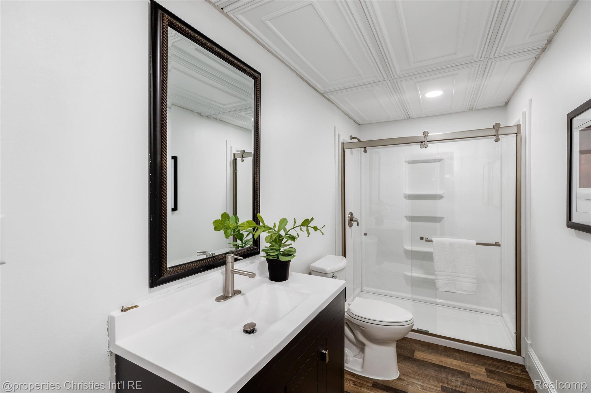 245 Chestnut Circle