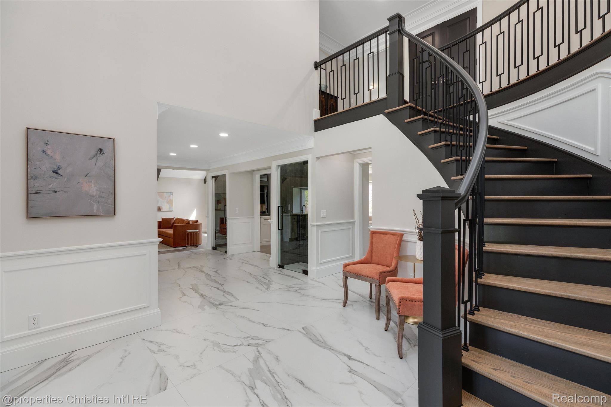 245 Chestnut Circle