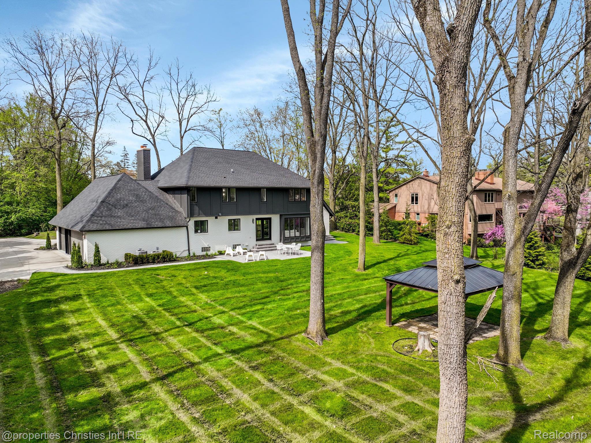 245 Chestnut Circle