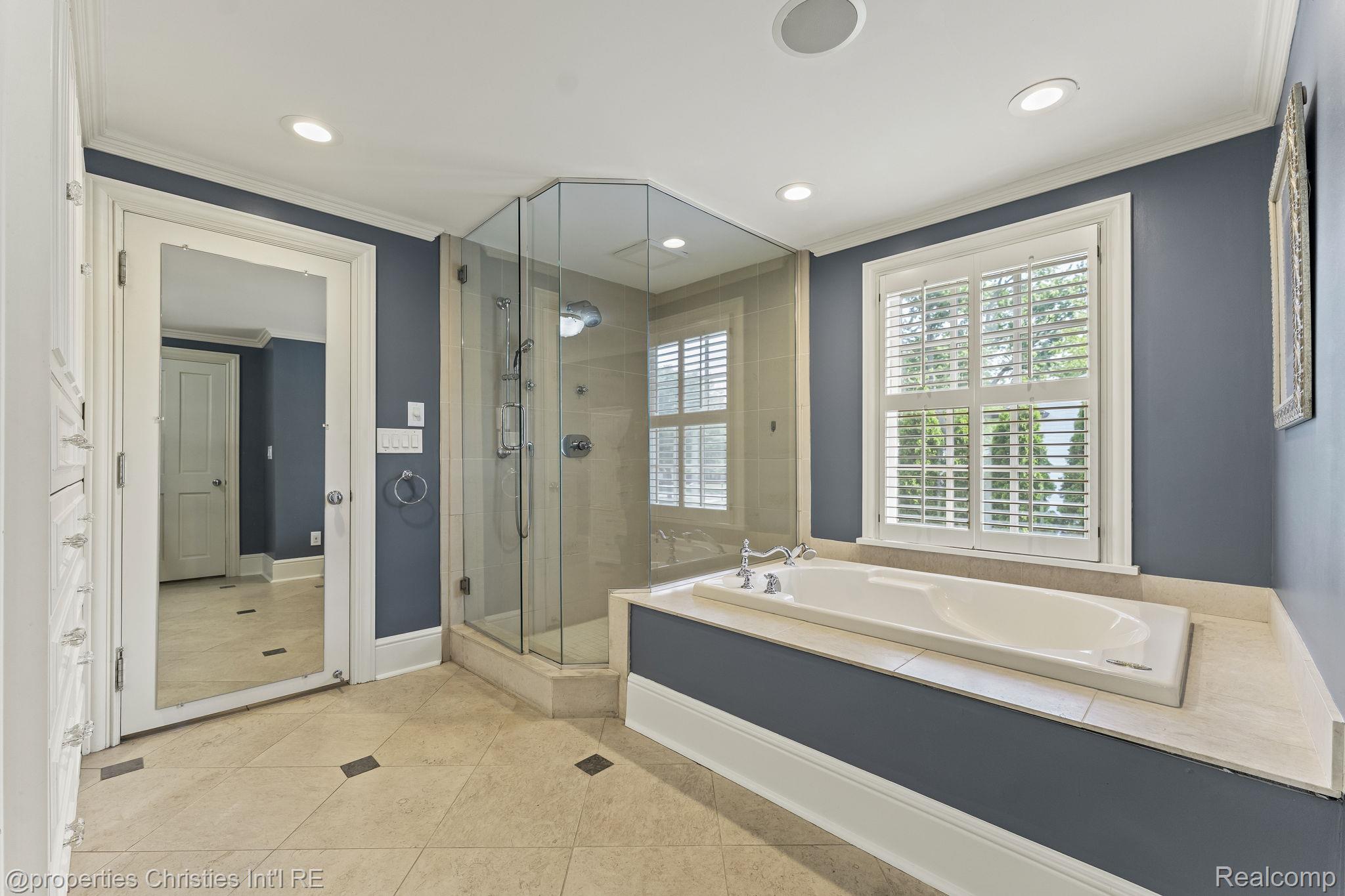 457 N Cranbrook Road
