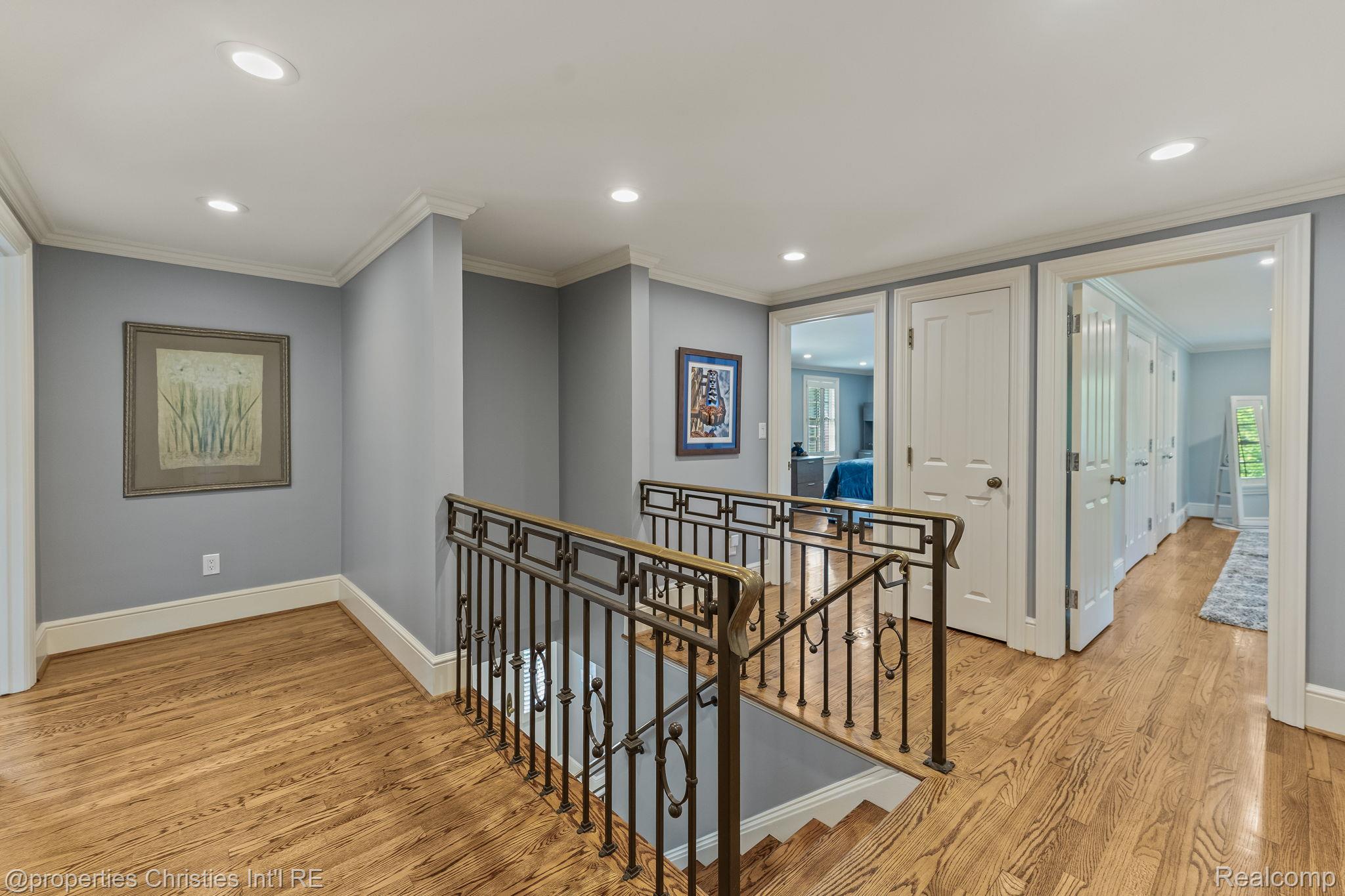 457 N Cranbrook Road
