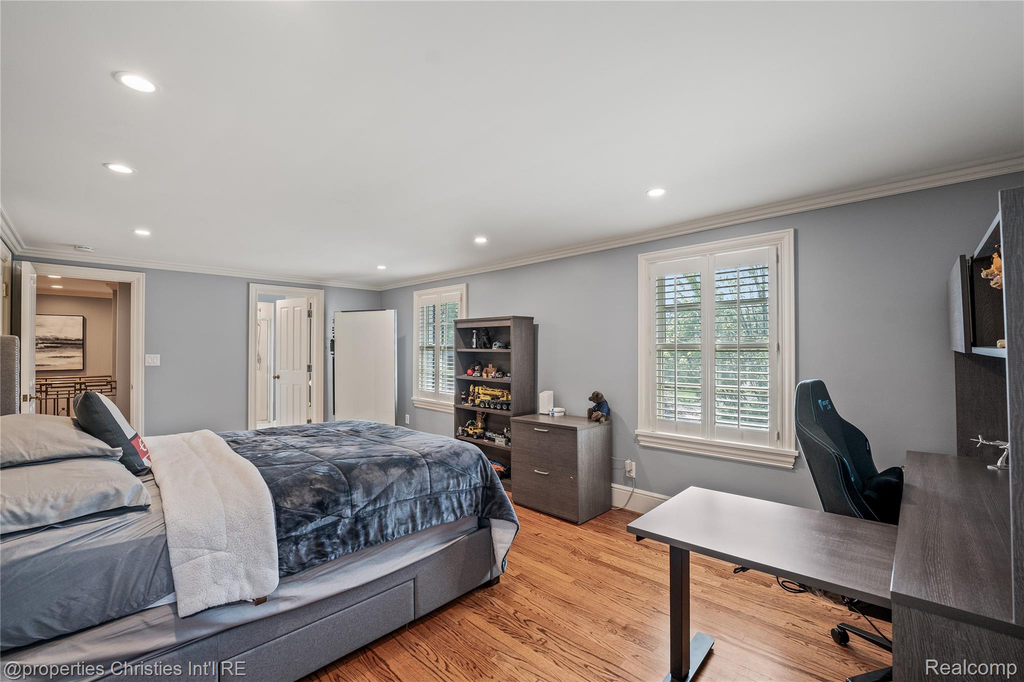 457 N Cranbrook Road