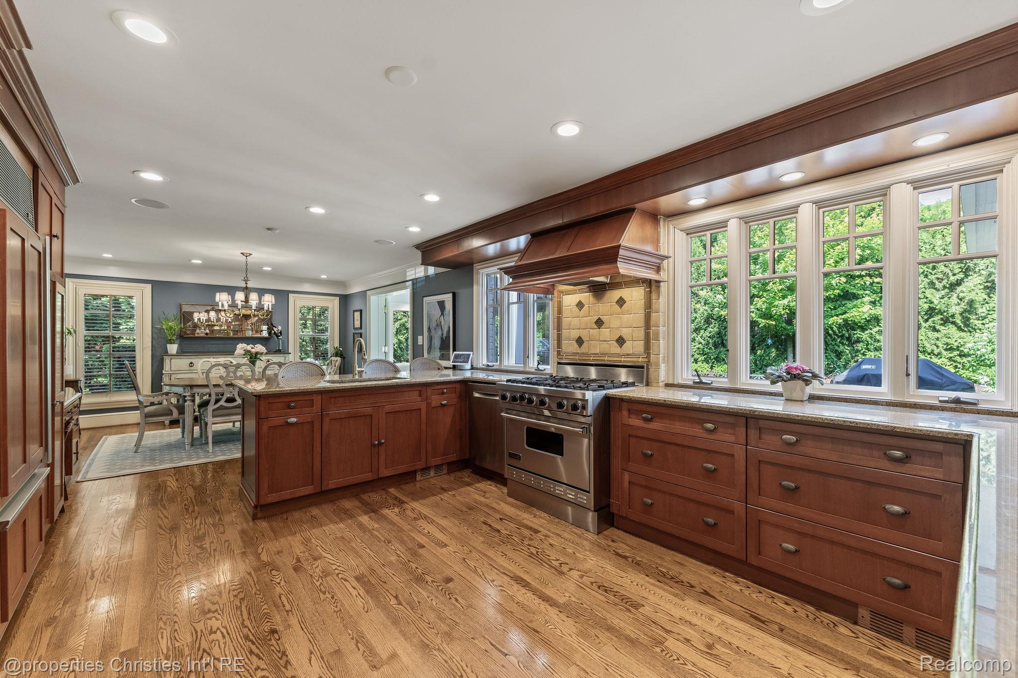457 N Cranbrook Road
