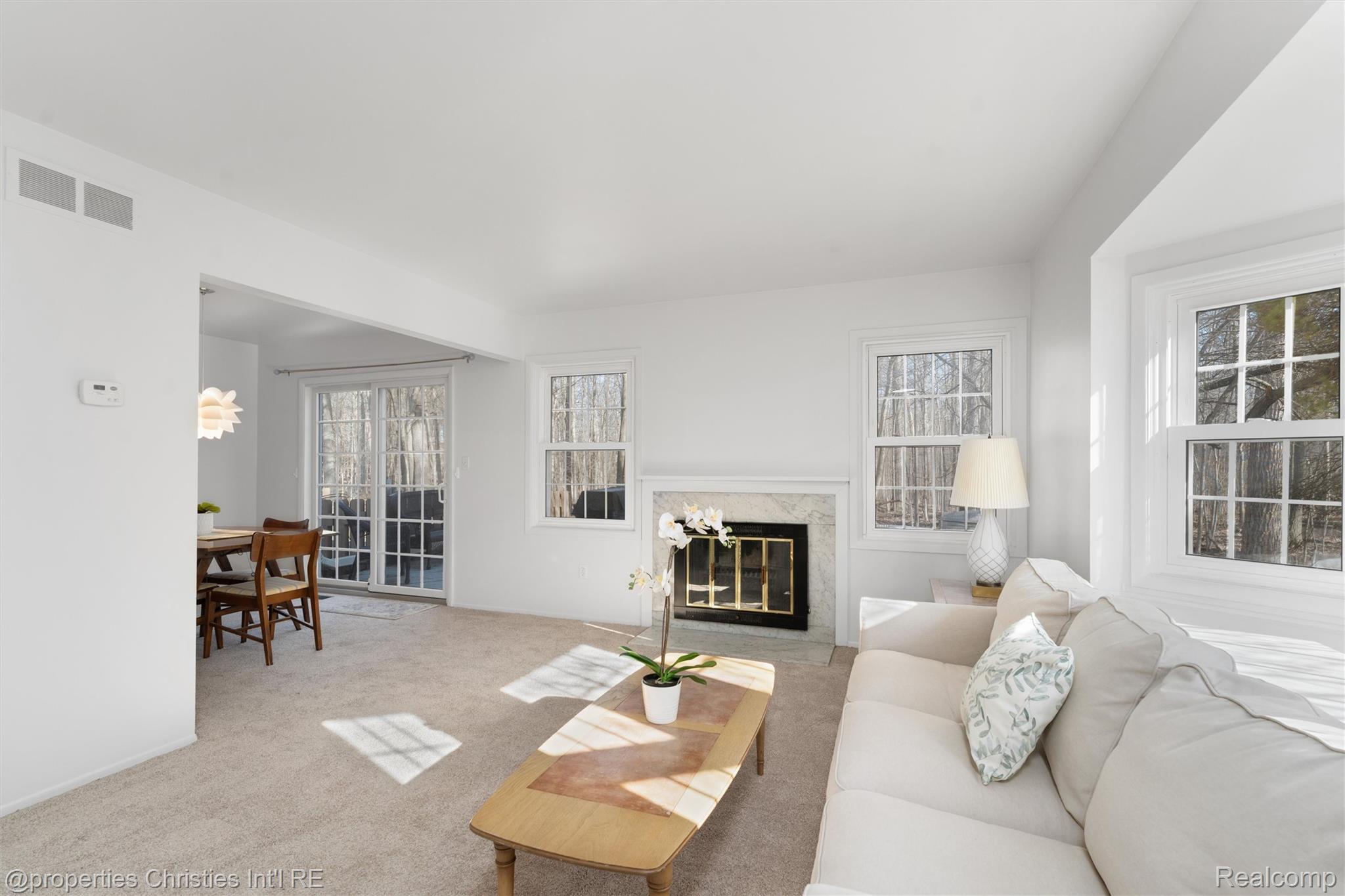 1476 Brentwood Drive