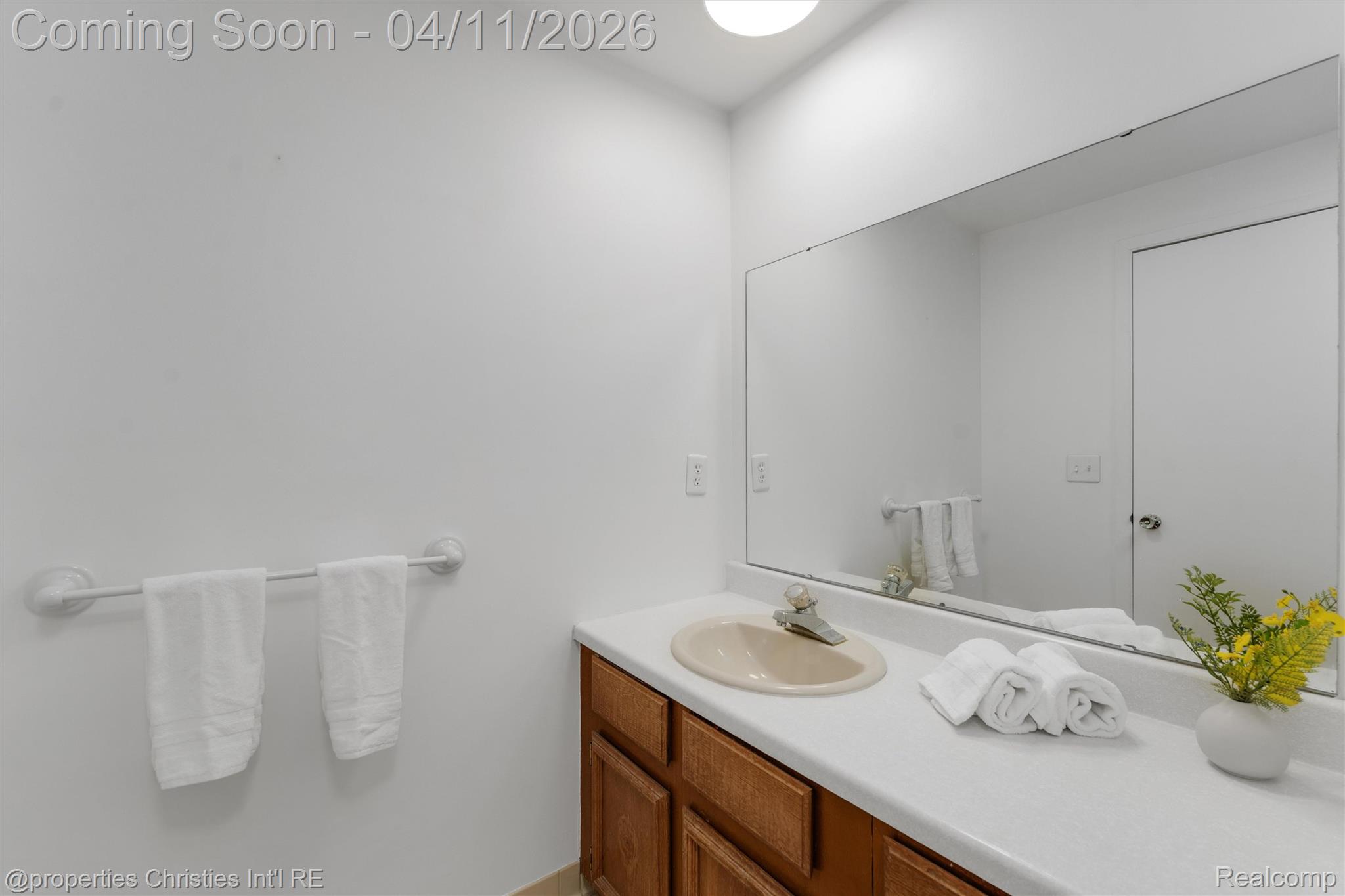 1476 Brentwood Drive