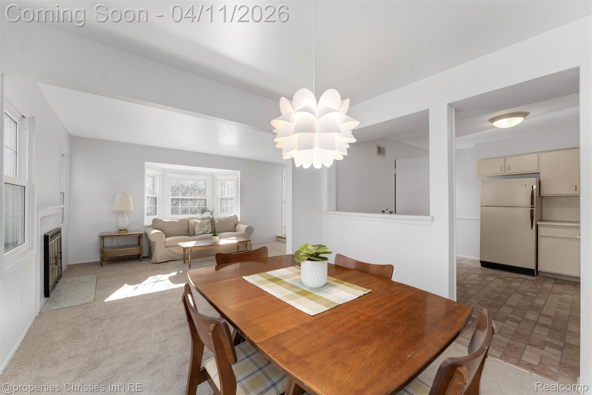 1476 Brentwood Drive