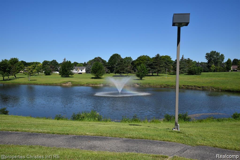 1476 Brentwood Drive