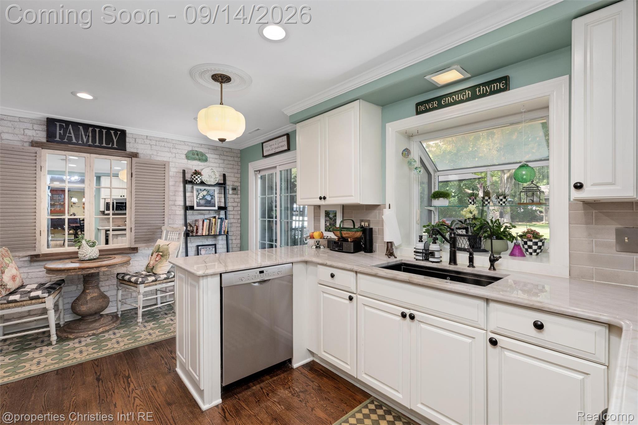 32765 Eastlady Drive
