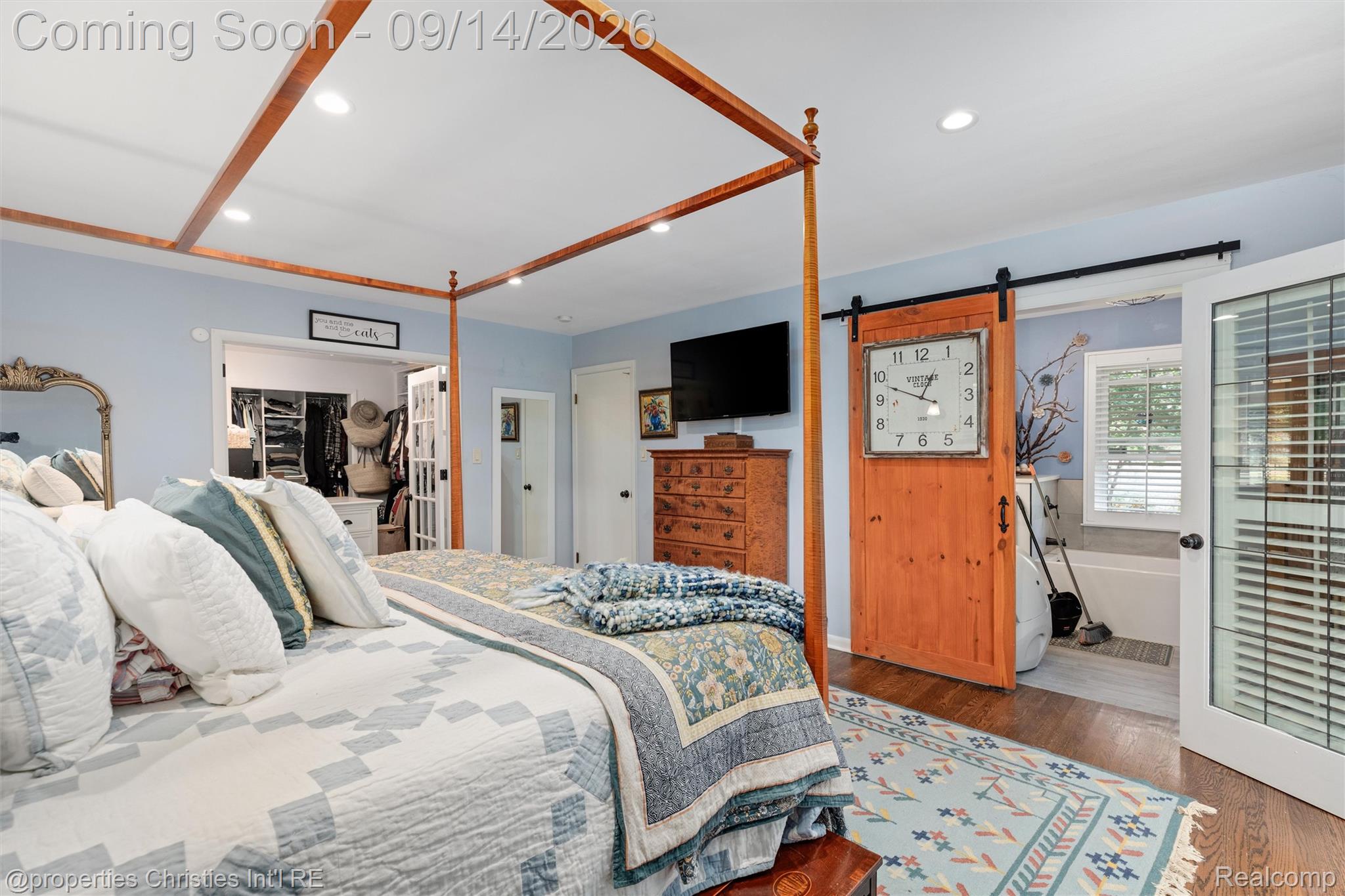 32765 Eastlady Drive