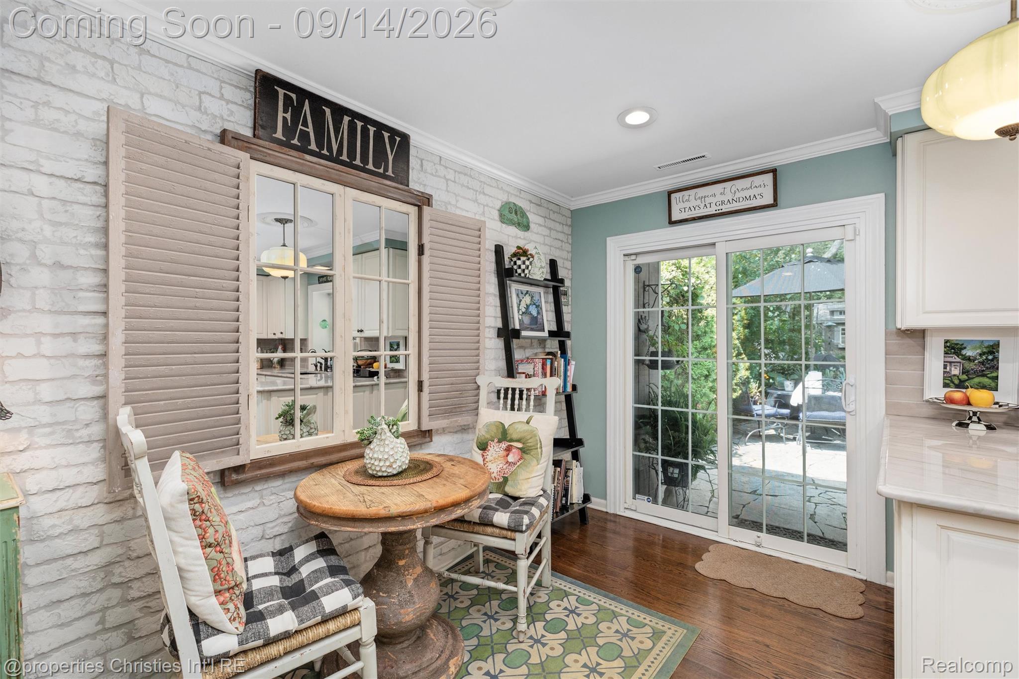 32765 Eastlady Drive