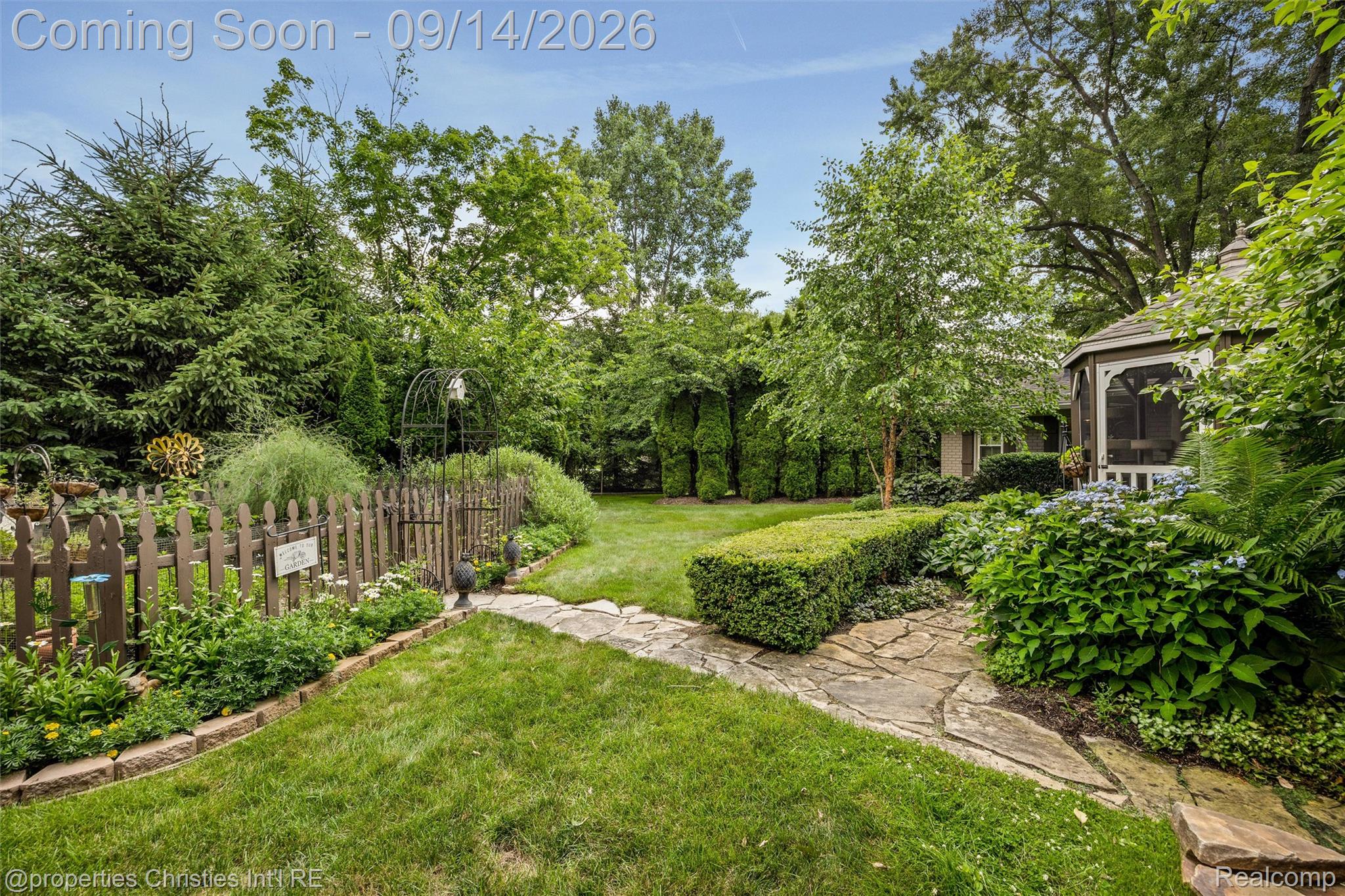 32765 Eastlady Drive