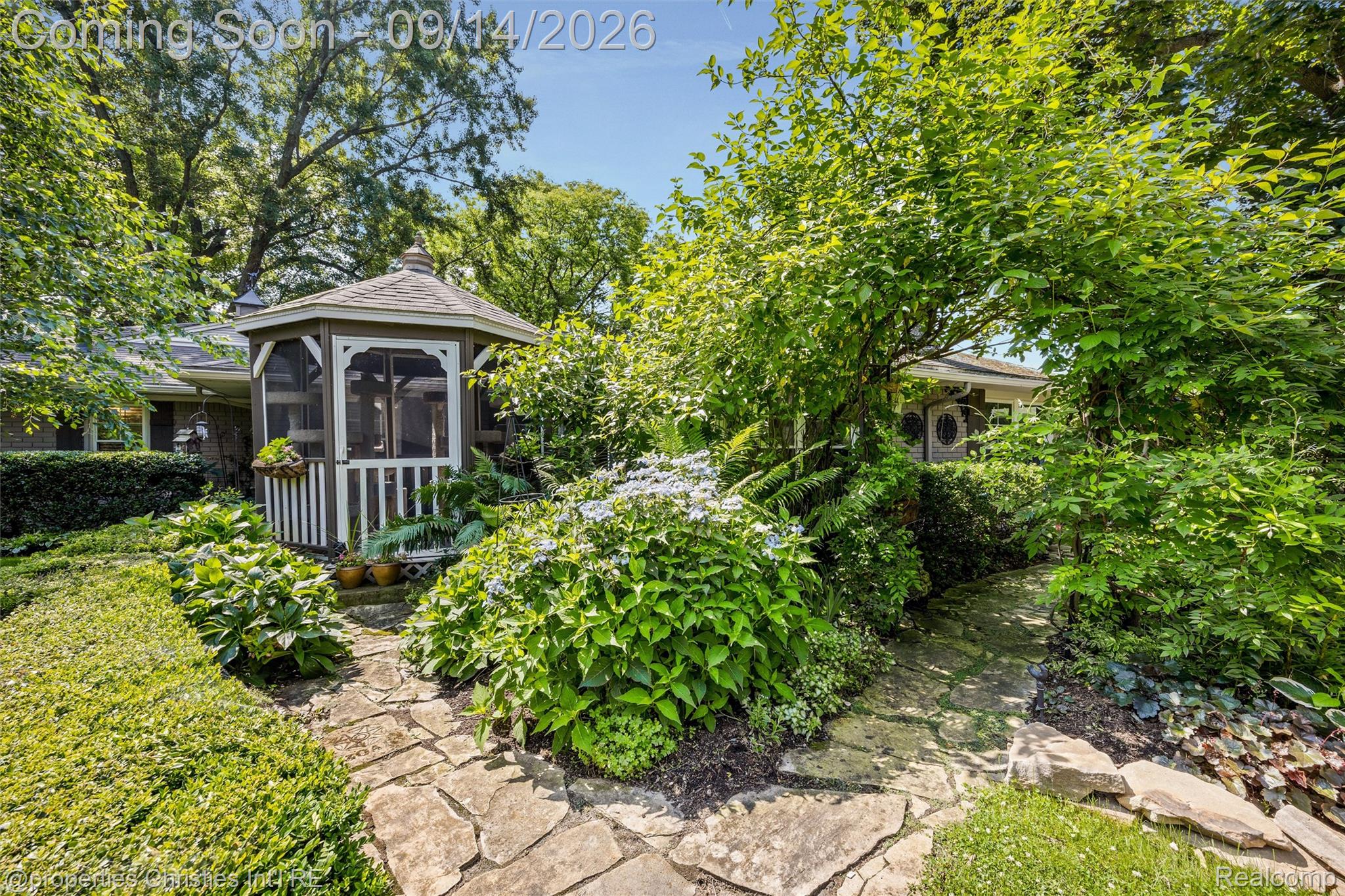32765 Eastlady Drive