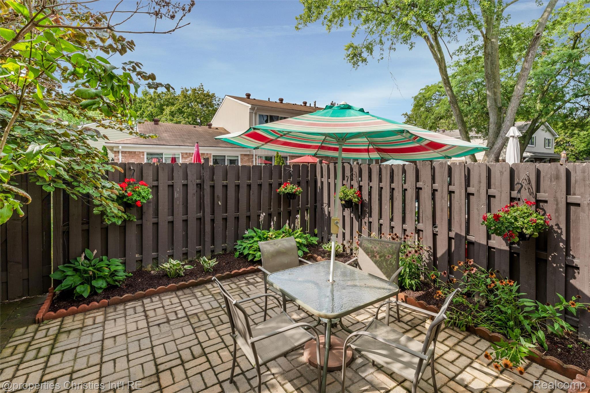 1833 Torquay Avenue Unit: 233