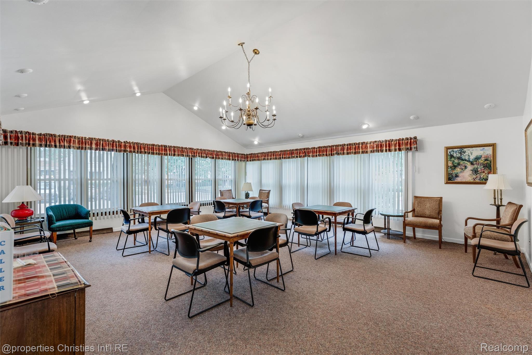 1833 Torquay Avenue Unit: 233
