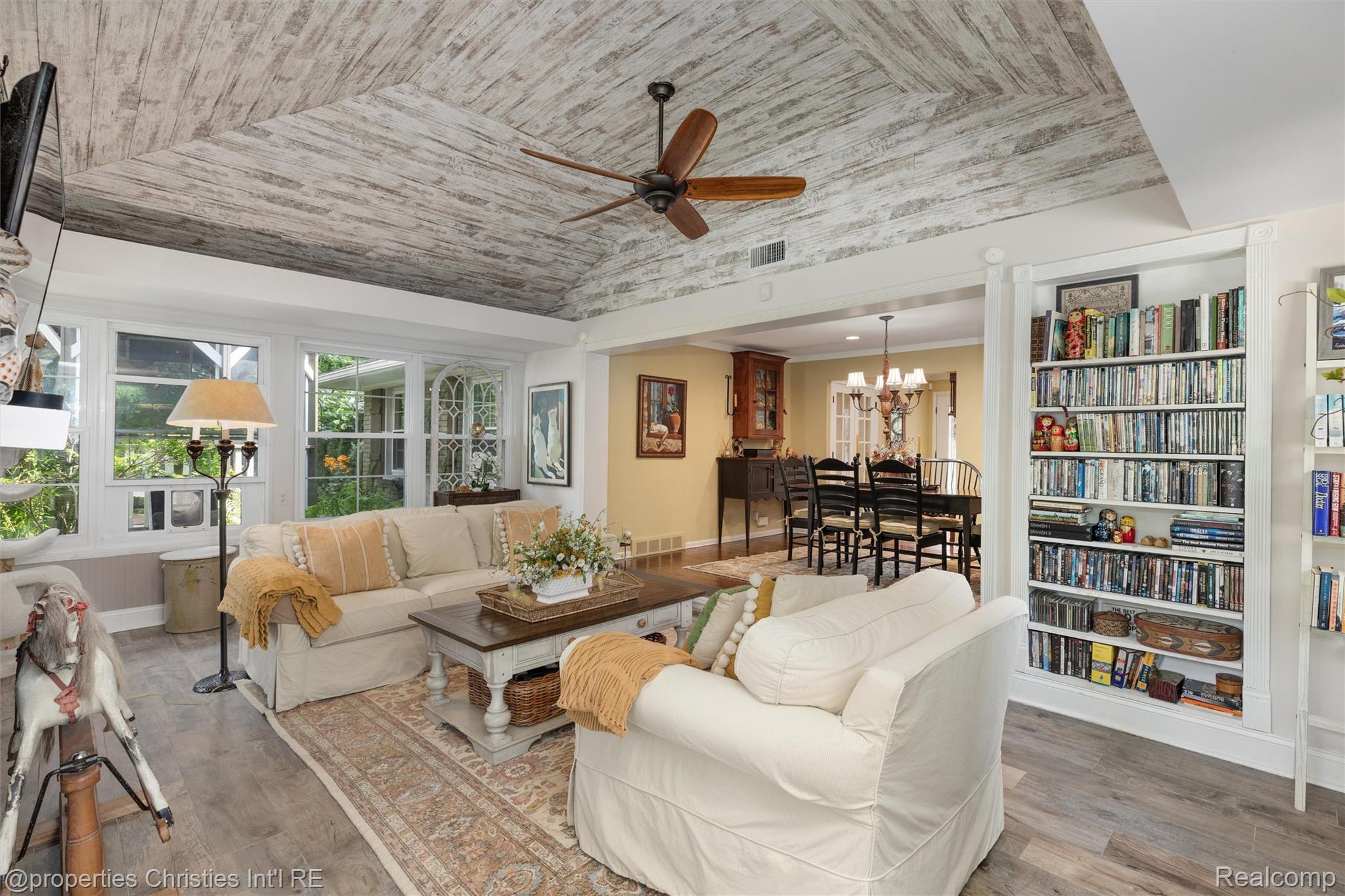 32765 Eastlady Drive