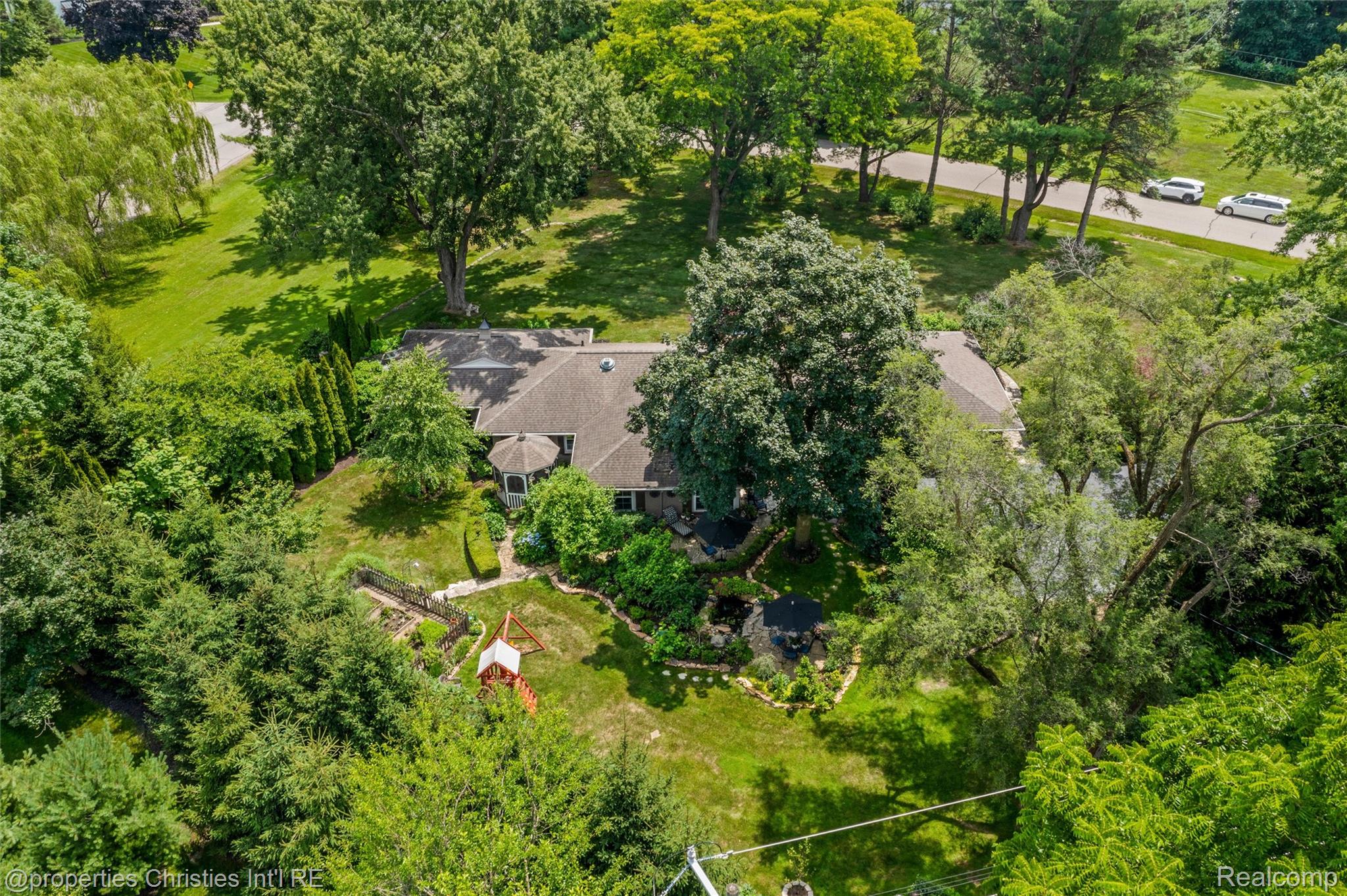 32765 Eastlady Drive