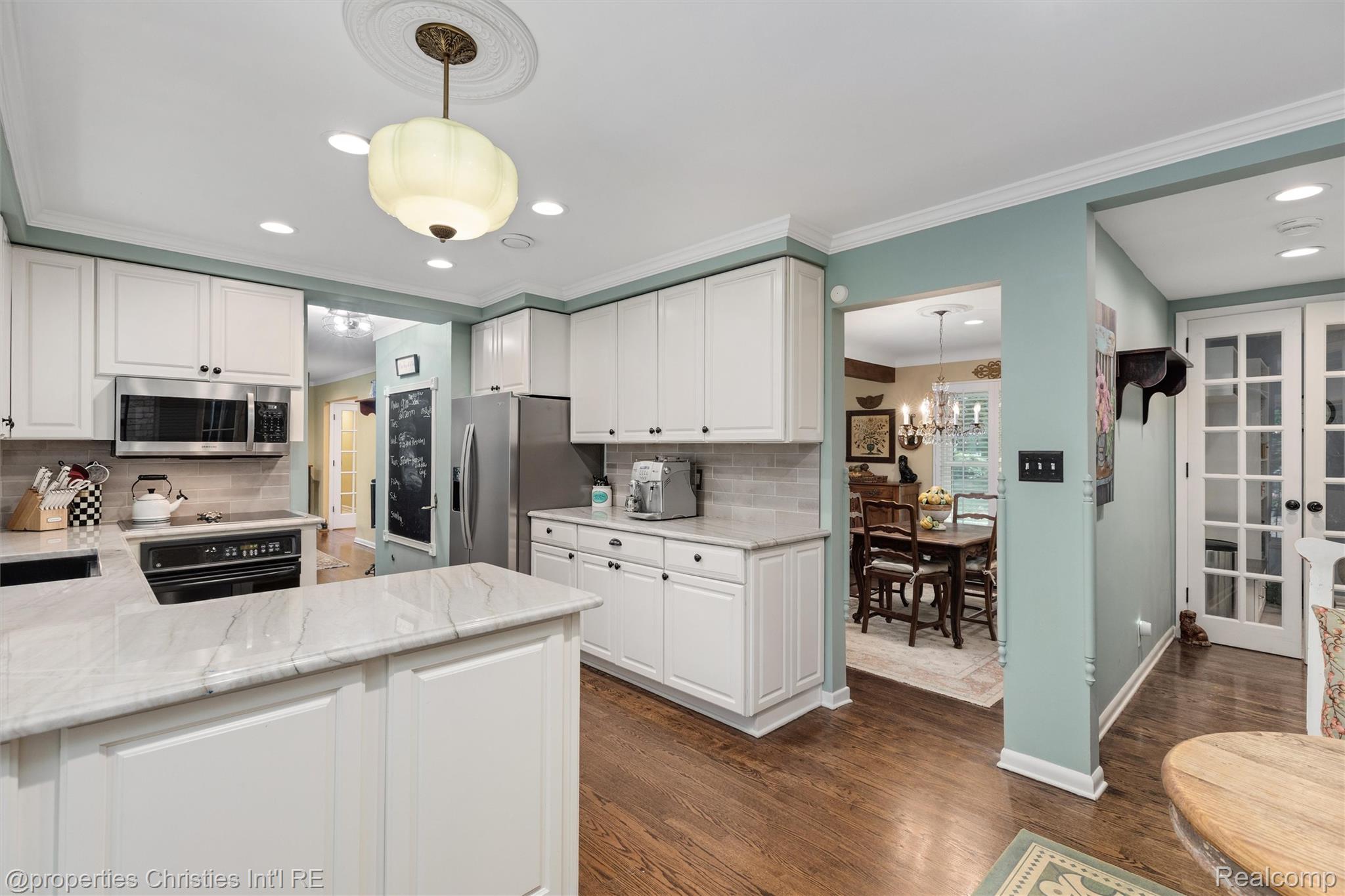 32765 Eastlady Drive
