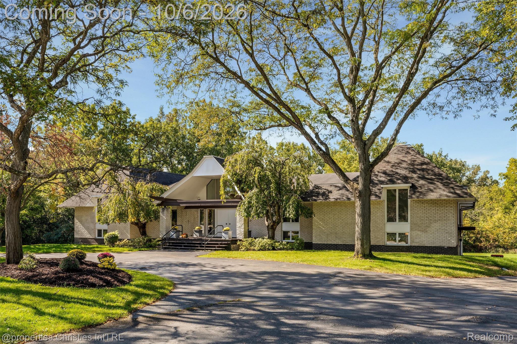 23249 Morningside Street Southfield City Oakland MICHIGAN