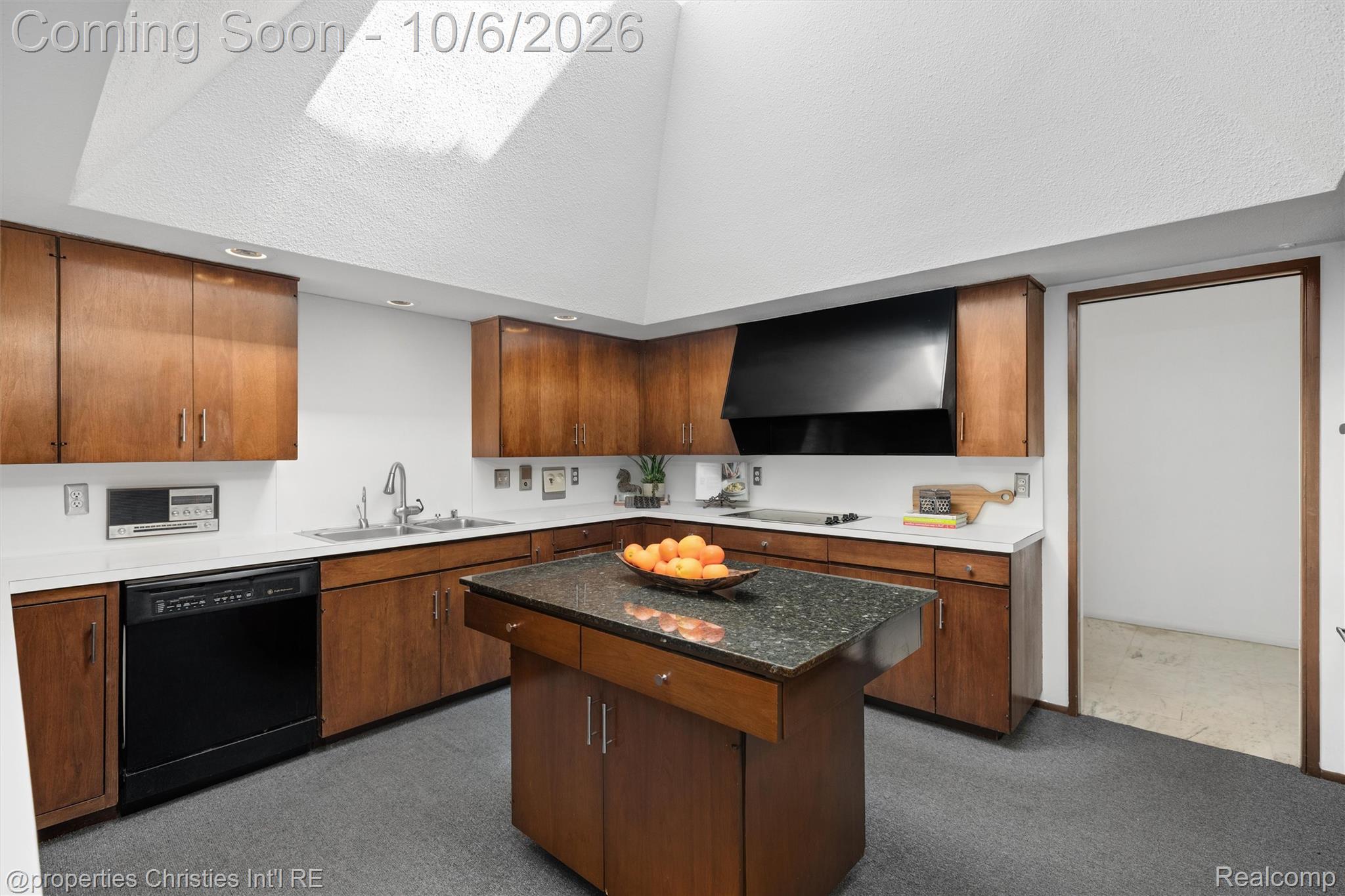 23249 Morningside Street