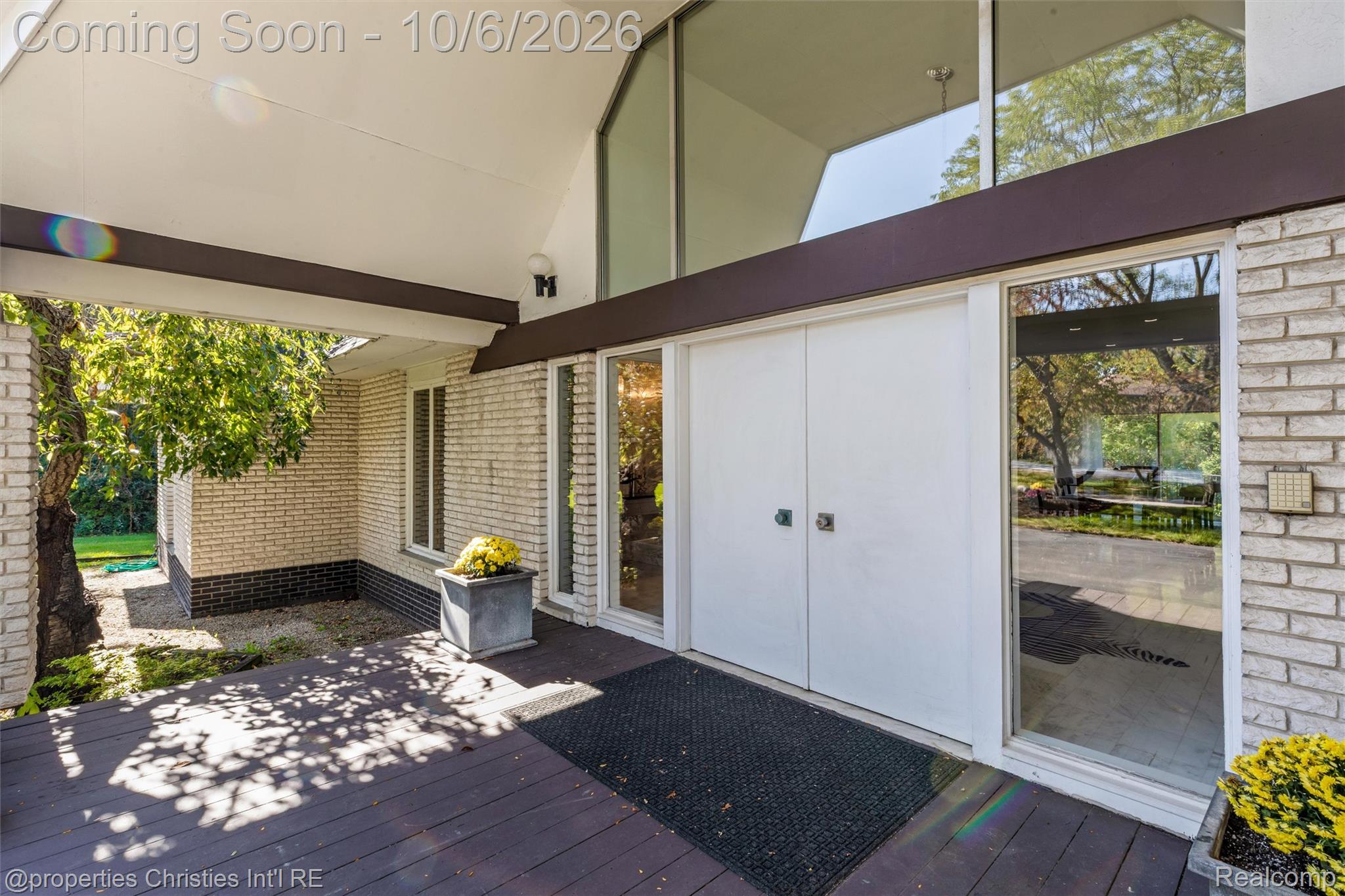 23249 Morningside Street
