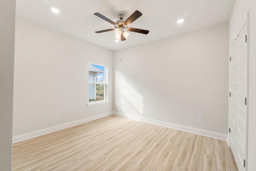875 Backwater Rd, Port St. Joe 32456
