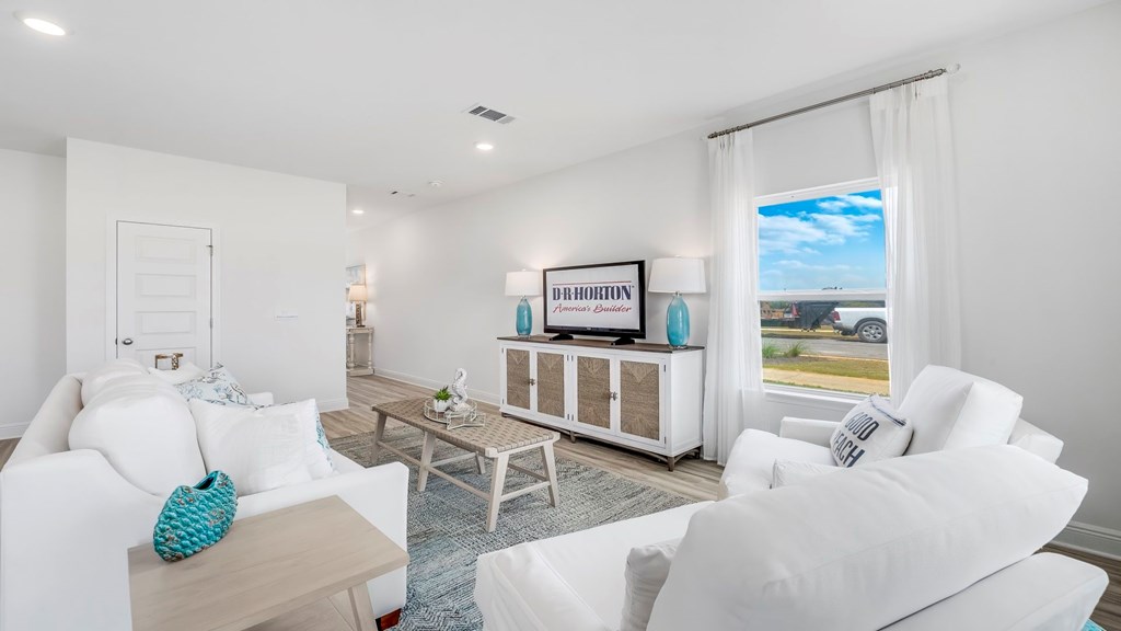 372 Salt Creek Ln, 32456