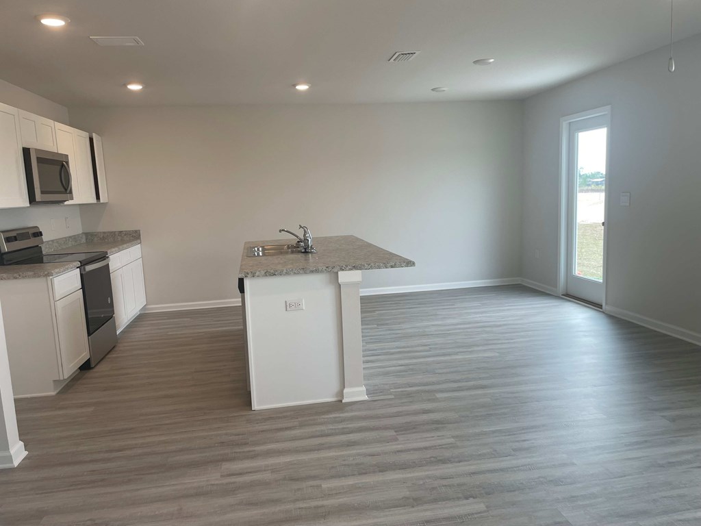 143 Cades Ct, Port St. Joe 32456