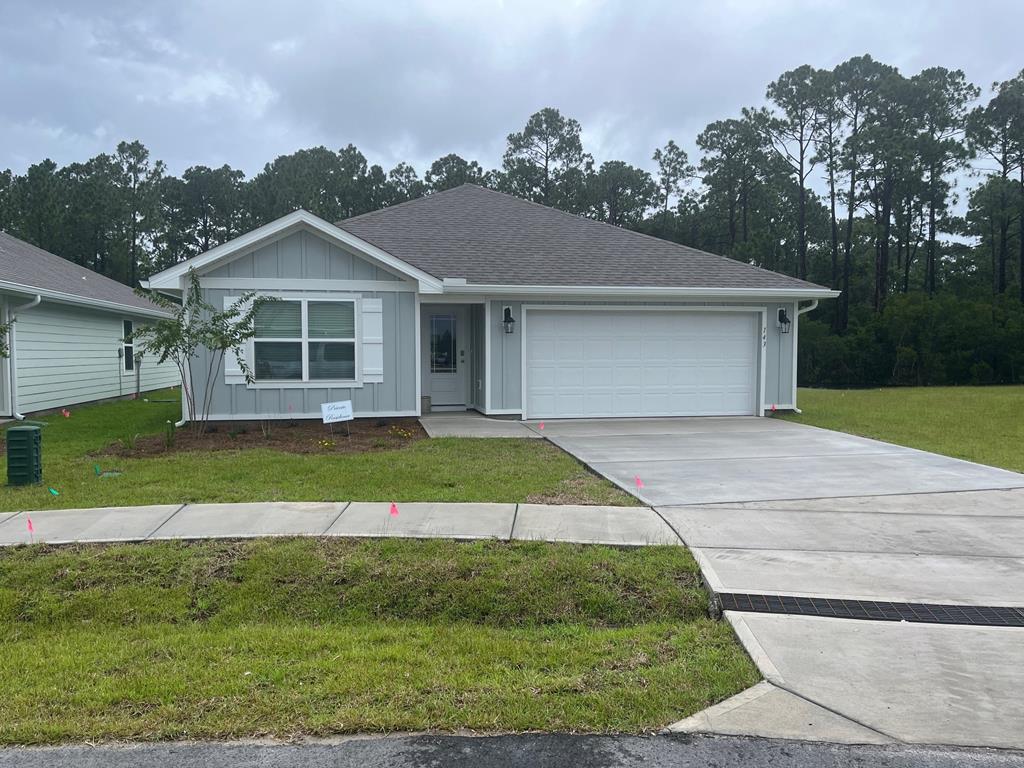 143 Cades Ct, Port St. Joe 32456