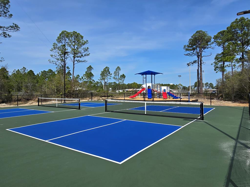 286 Cades Ct, Port St. Joe 32456