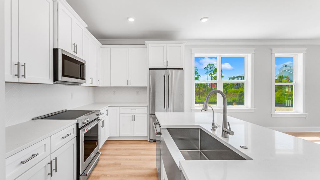 136 Marsh View Ridge Ln, 32456