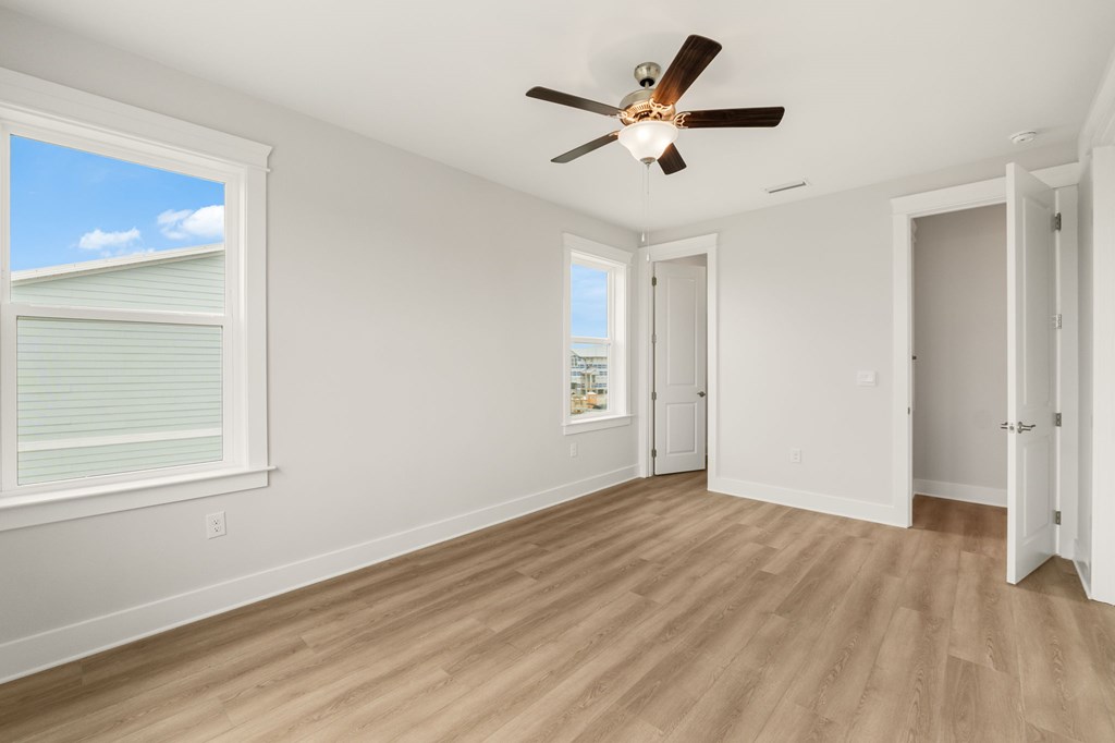 176 Marsh View Ridge Ln, 32456