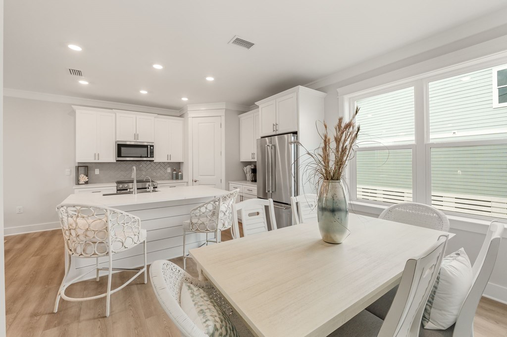 187 Marsh View Ridge Ln, 32456