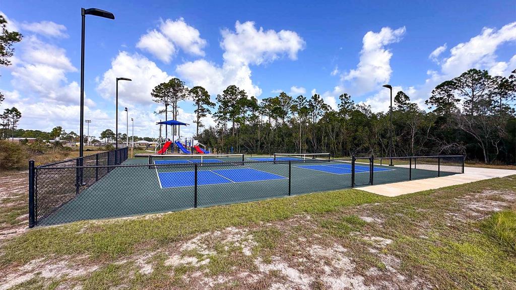 285 Cades Ct, Port St. Joe 32456