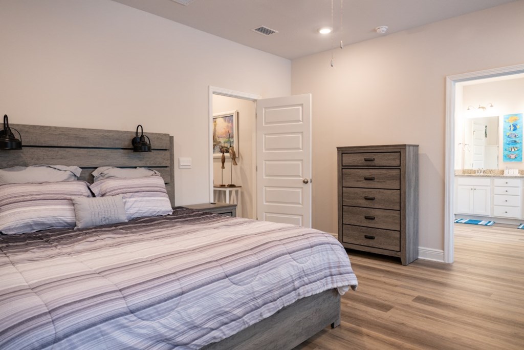 825 Backwater Rd, Port St. Joe 32456