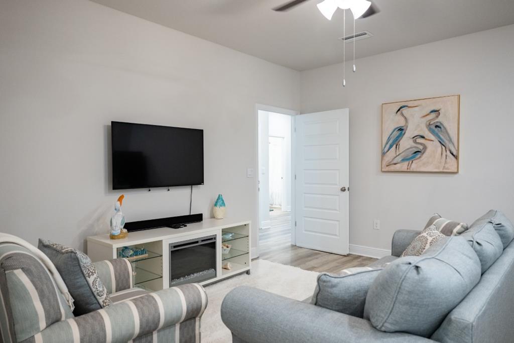 825 Backwater Rd, Port St. Joe 32456