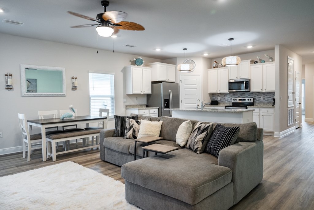 825 Backwater Rd, Port St. Joe 32456