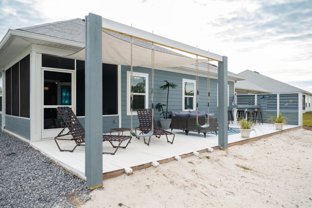 825 Backwater Rd, Port St. Joe 32456