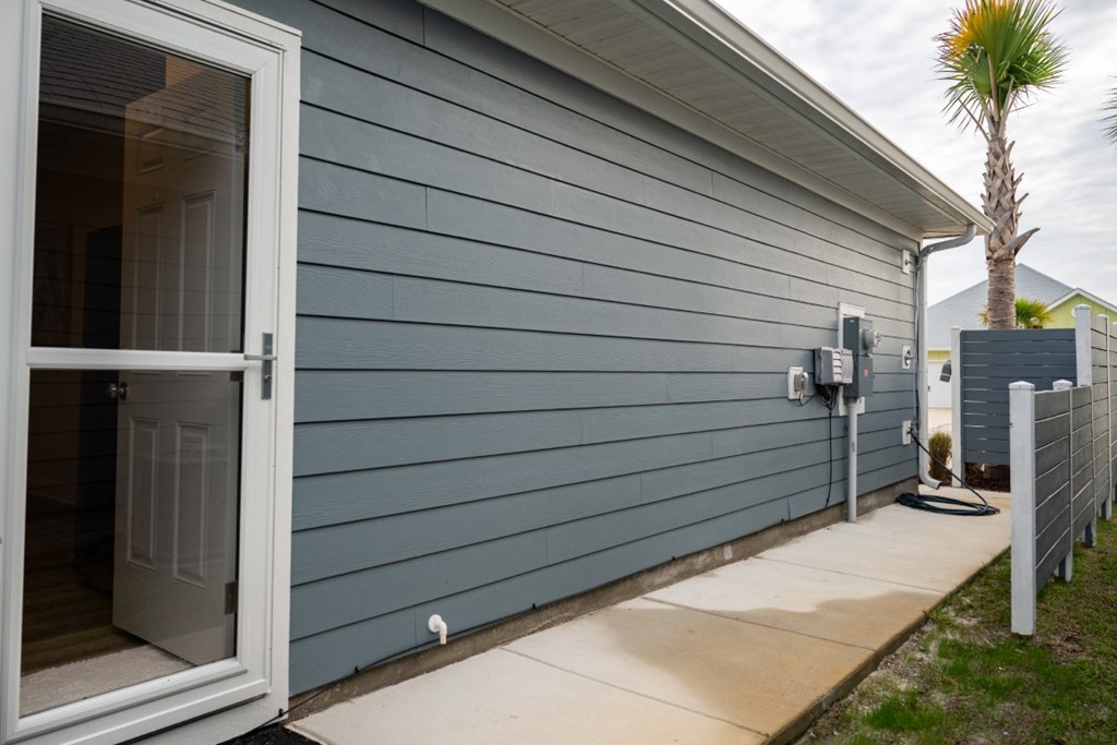 825 Backwater Rd, Port St. Joe 32456