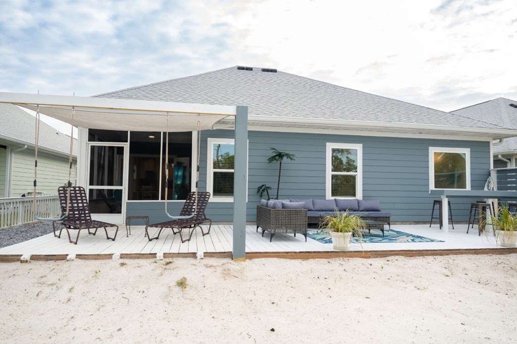 825 Backwater Rd, Port St. Joe 32456