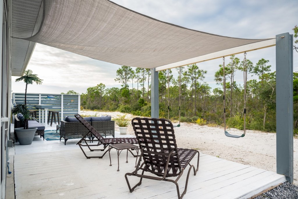 825 Backwater Rd, Port St. Joe 32456