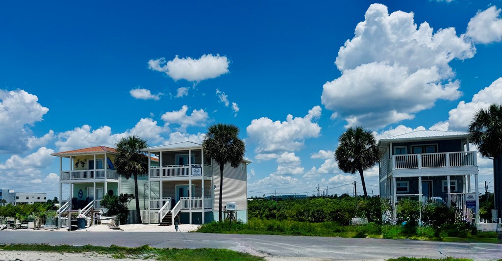 828 Oleander Ave, 32456