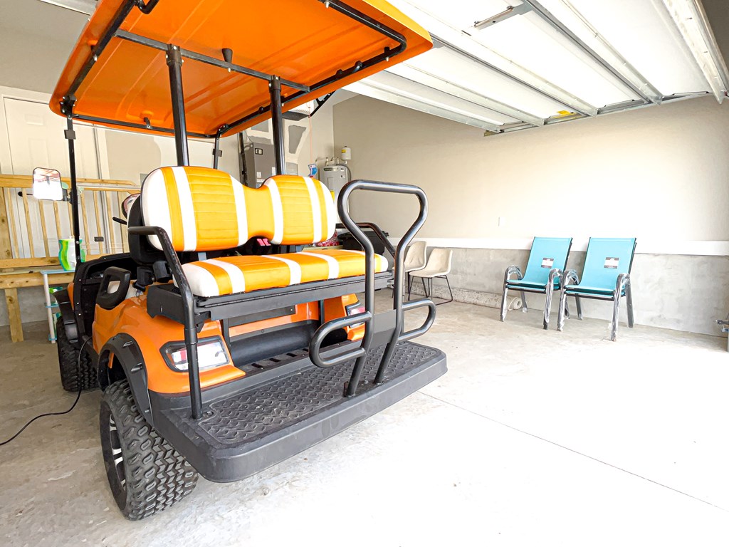 402 California Dr, 32456