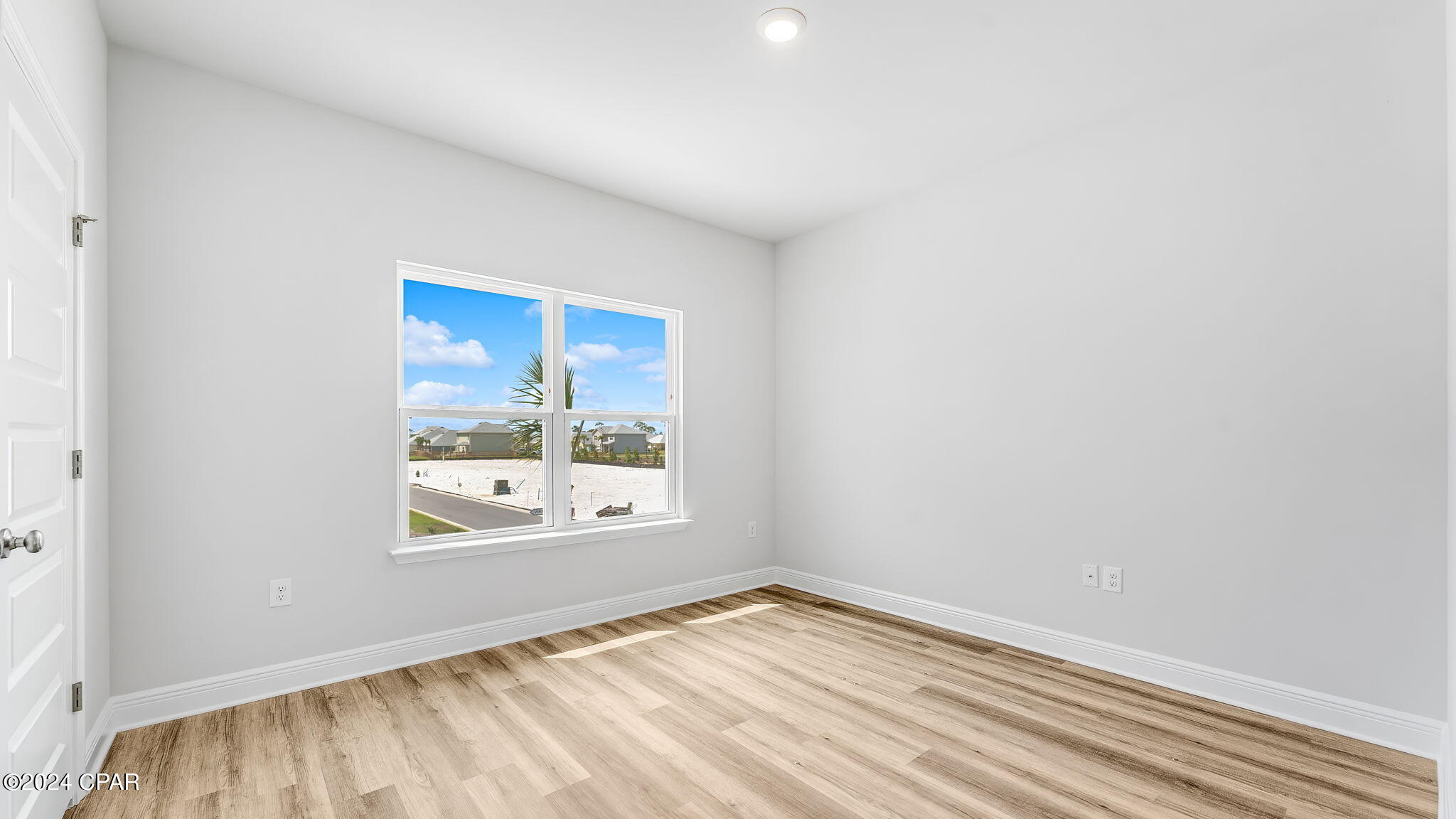 596 Vermilion Circle