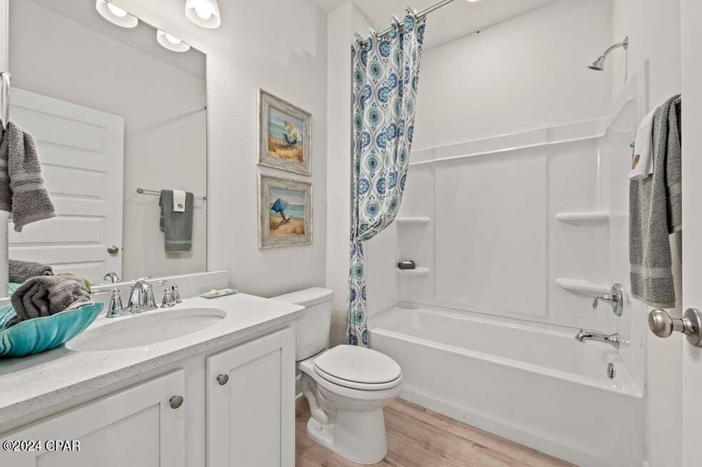 513 Vermilion Circle