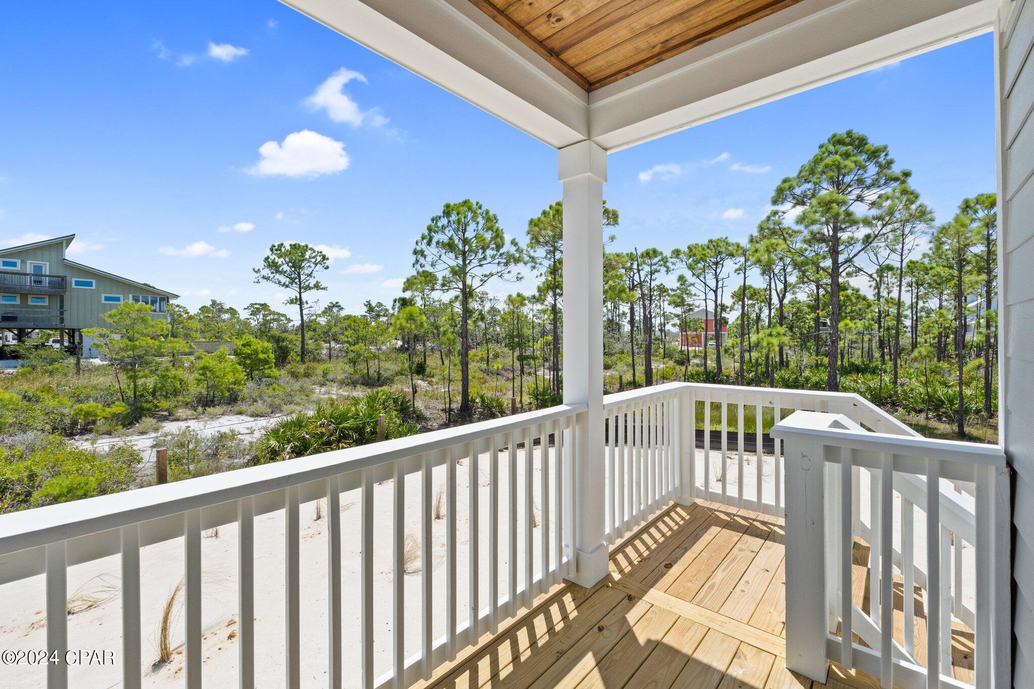 198 Spinnaker Way