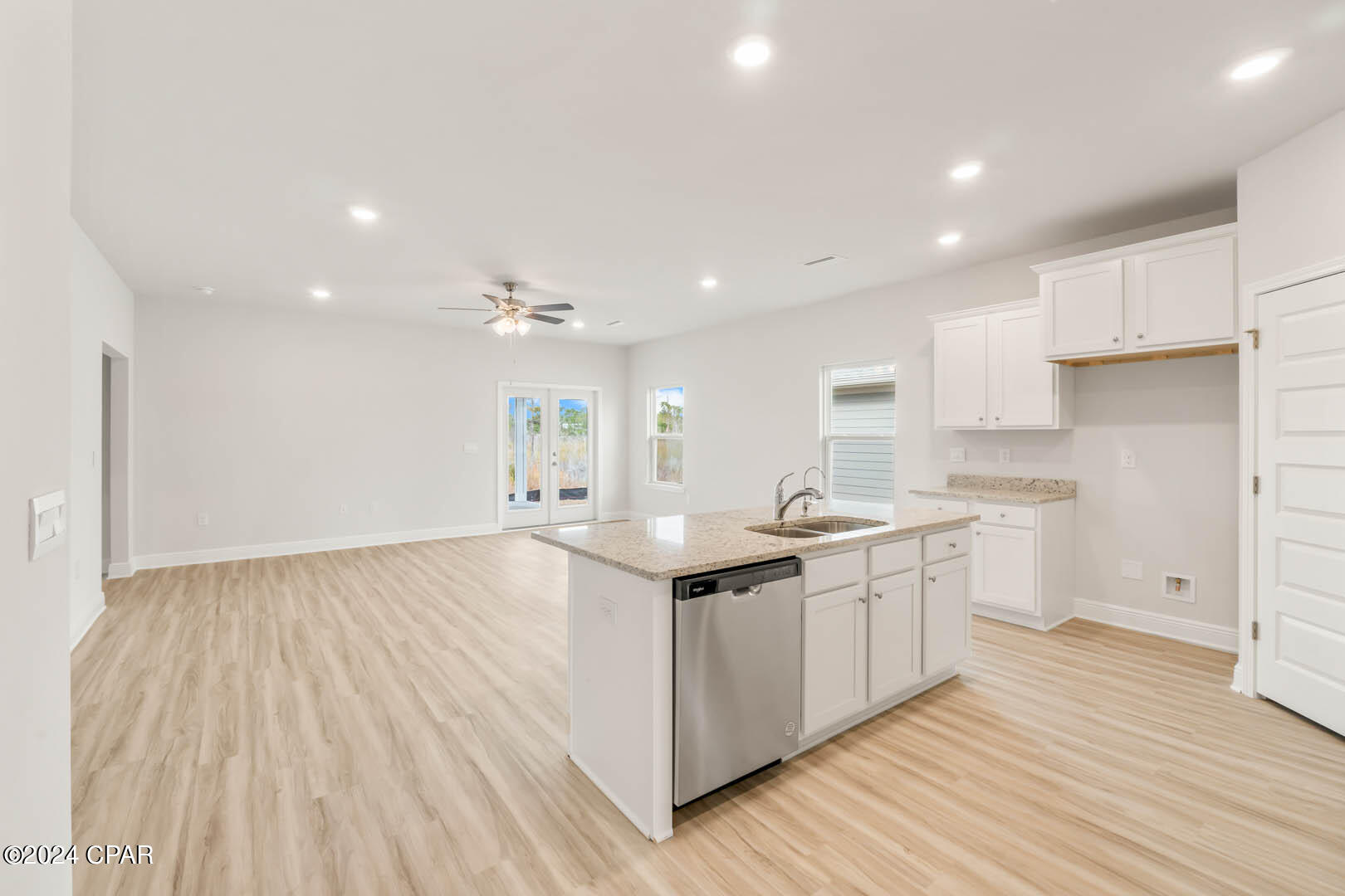 461 Vermilion Circle